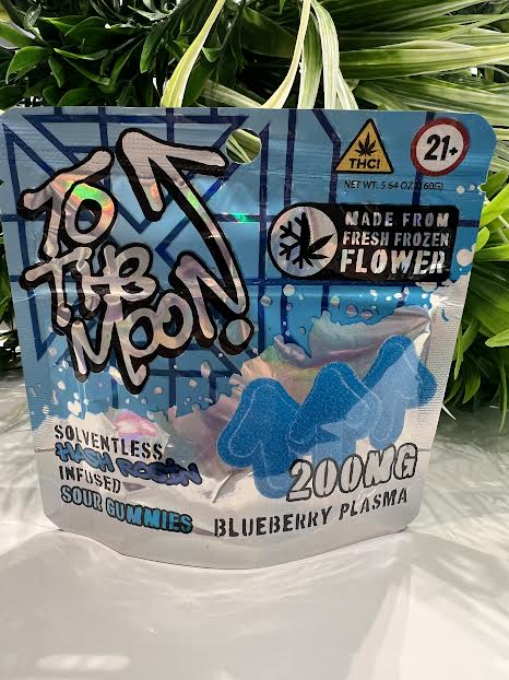 to the moon blueberry plasma gummies 200mg