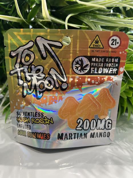 to the moon martian mango 200mg gummies